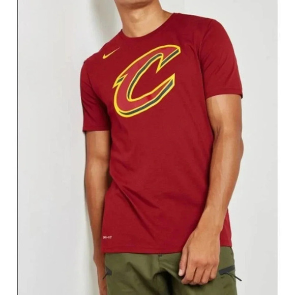 Nike NBA Cleveland Cavaliers Dri-Fit Basketball‎ T-Shirt Size S - Picture 1 of 4